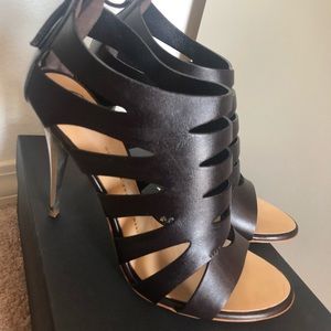 Giuseppe Zanotti Back Zip Cut-Out Heeled Sandal
